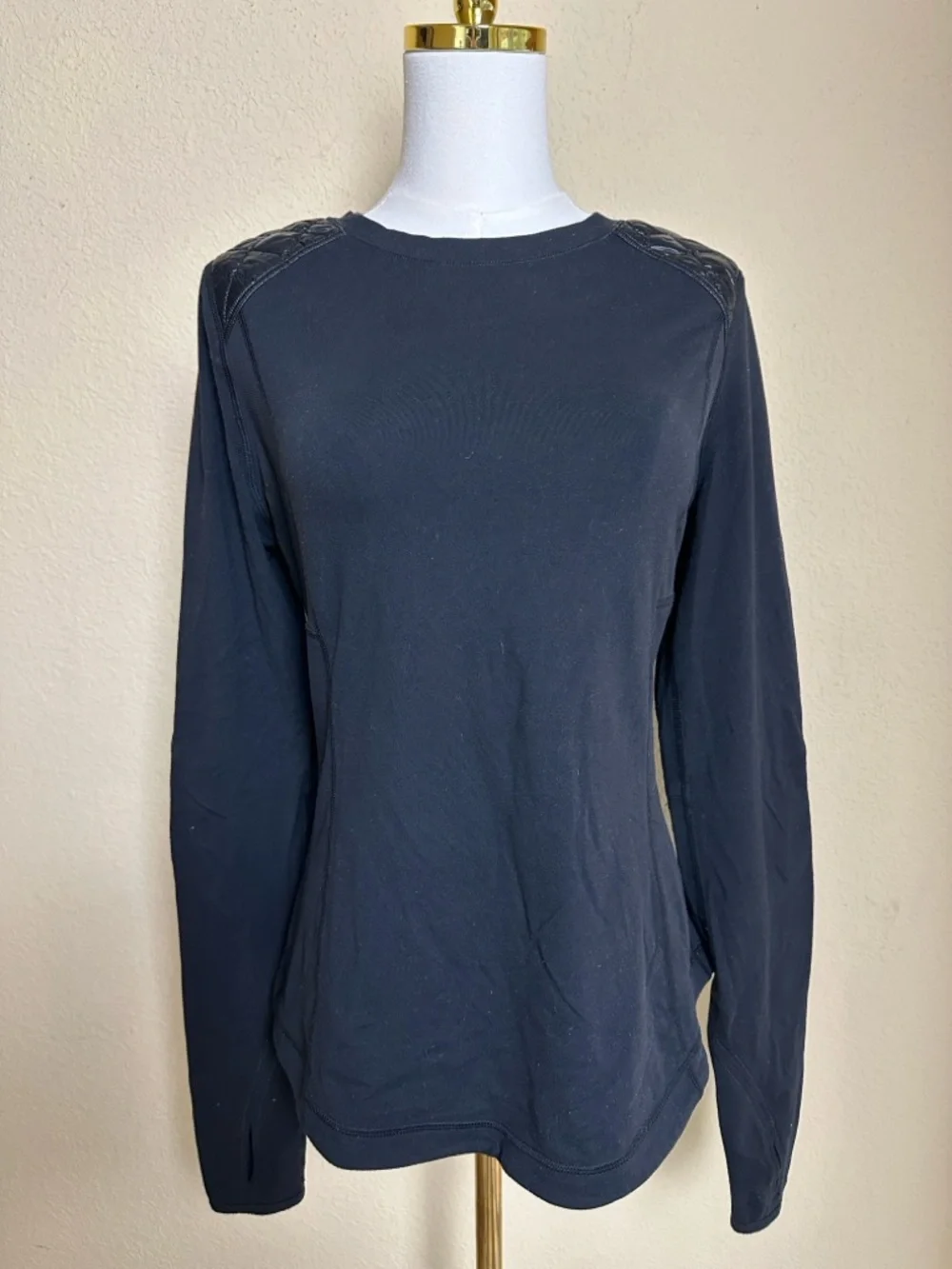 lululemon athletica Black Quilted-Elbow Long Sleeve Top with Shoulder Panels - Picture 3 of 9
